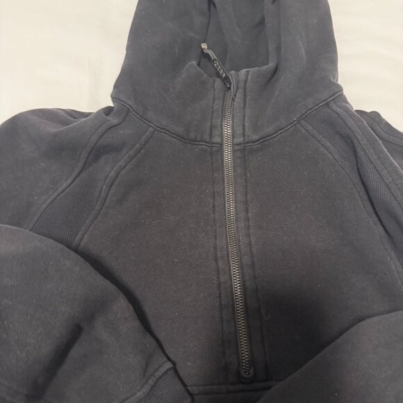Lululemon Scuba Half-Zip in Black Size Medium - Picture 9 of 9